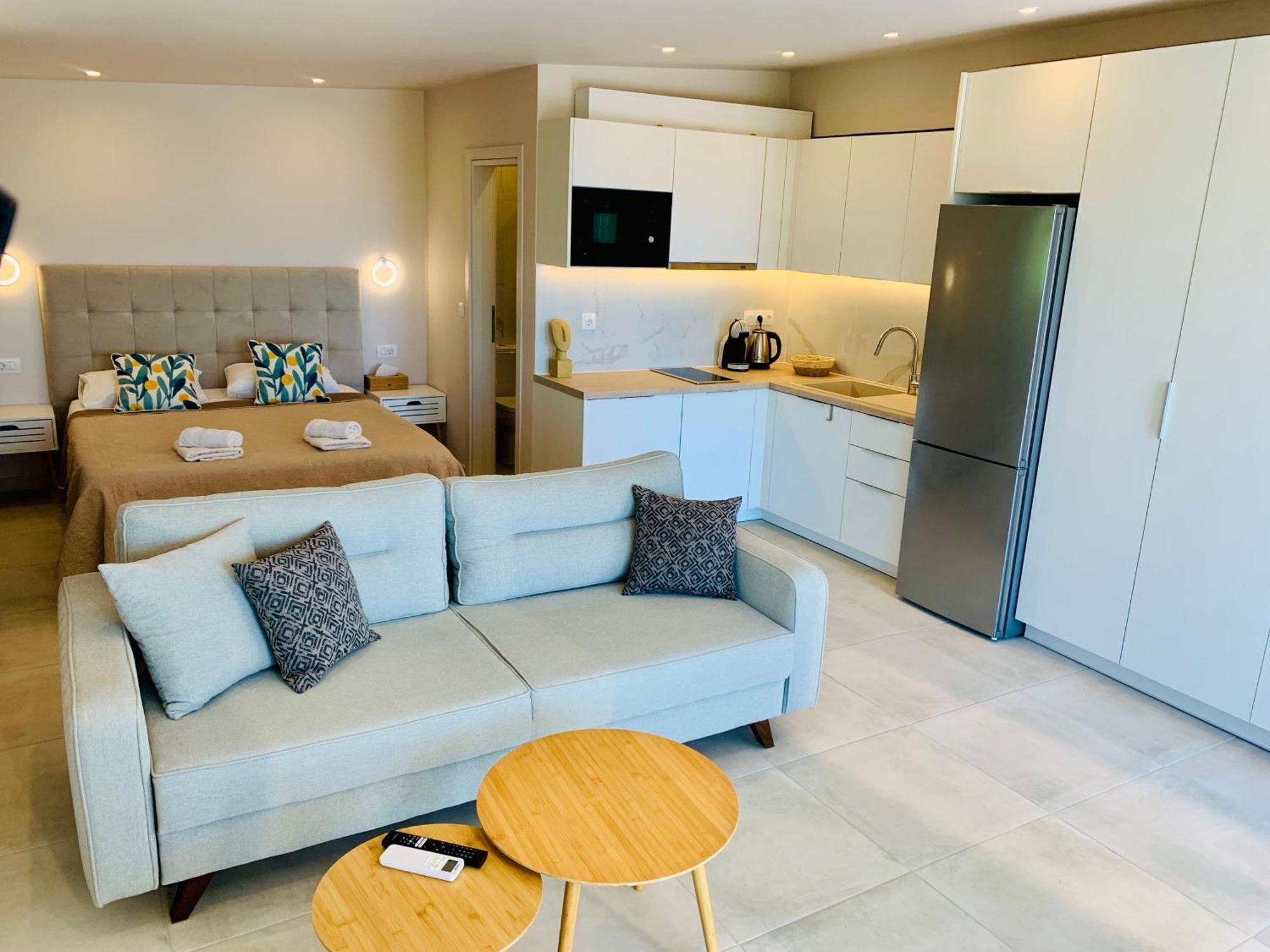 Thelfi Luxury Studio In Attica - Close To Varkiza Beach - Sea View Vári Ngoại thất bức ảnh