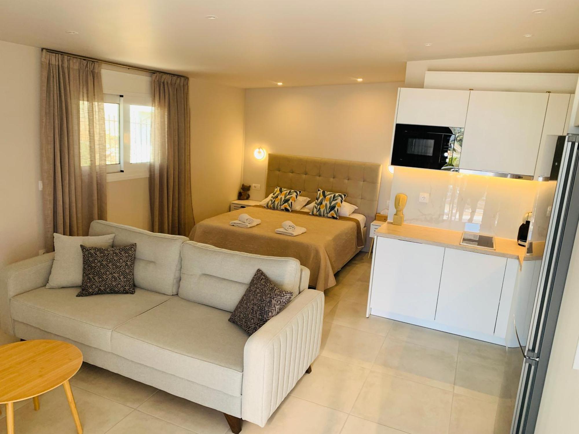 Thelfi Luxury Studio In Attica - Close To Varkiza Beach - Sea View Vári Ngoại thất bức ảnh