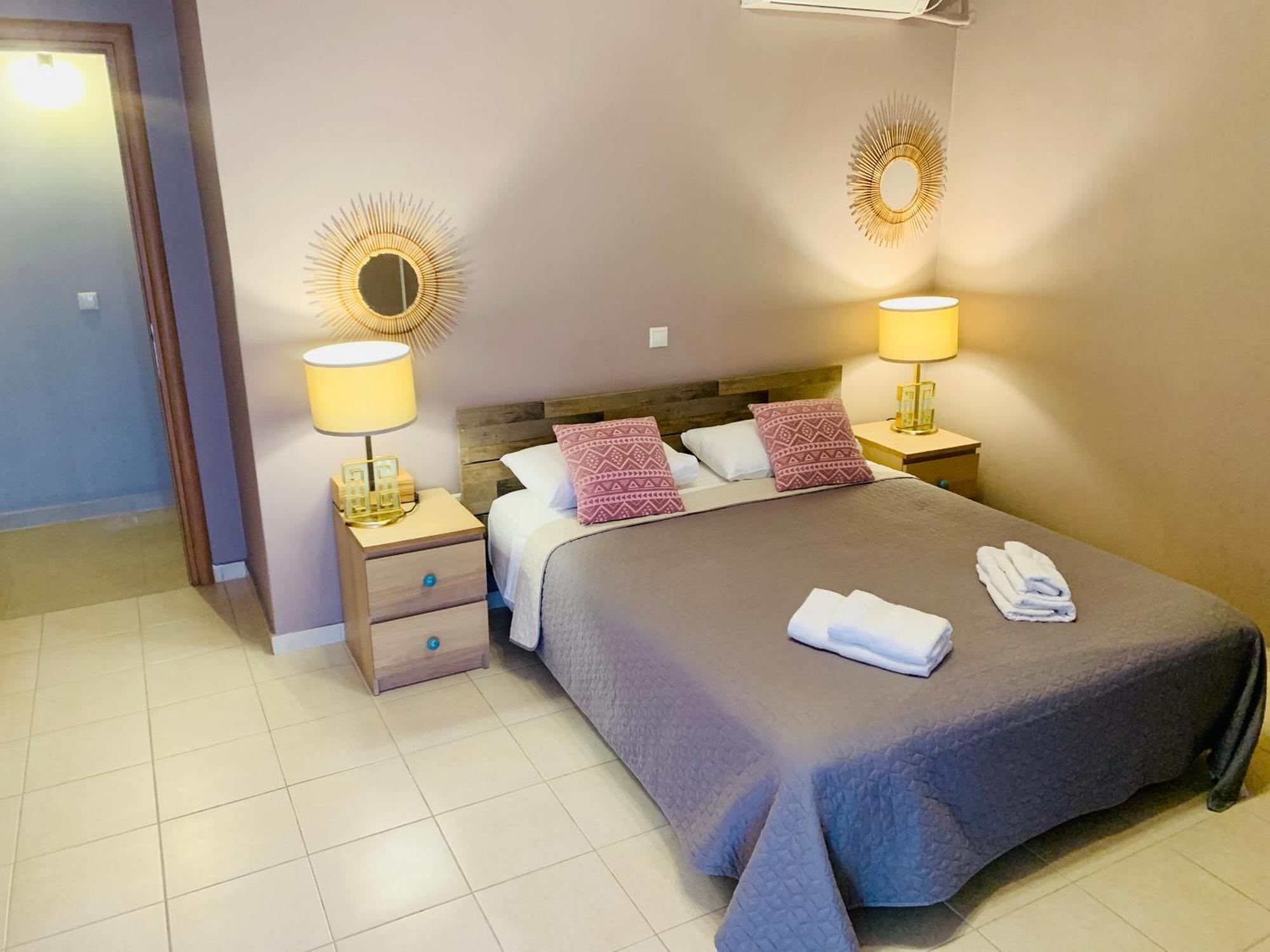 Thelfi Luxury Studio In Attica - Close To Varkiza Beach - Sea View Vári Ngoại thất bức ảnh